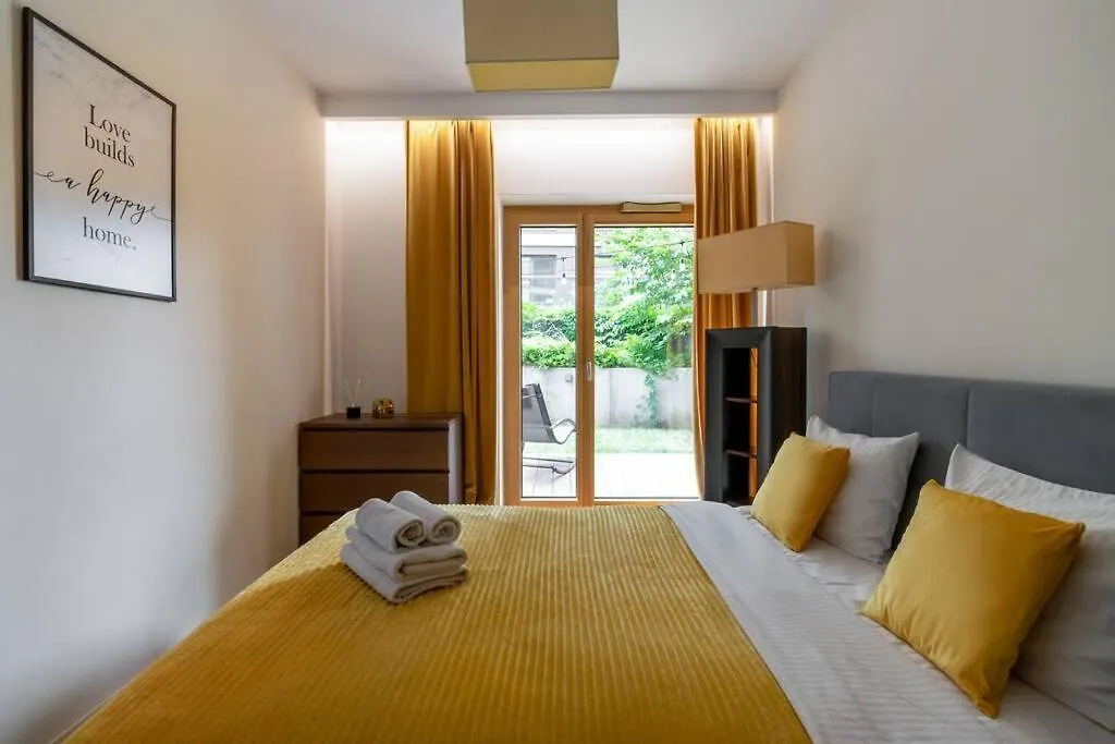Mennica Residence - Two Bedroom Apartment With Terrrace&144 Warsaw
