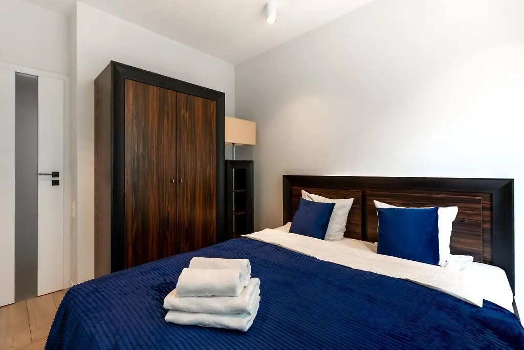 Mennica Residence - Two Bedroom Apartment With Terrrace&144 Warsaw